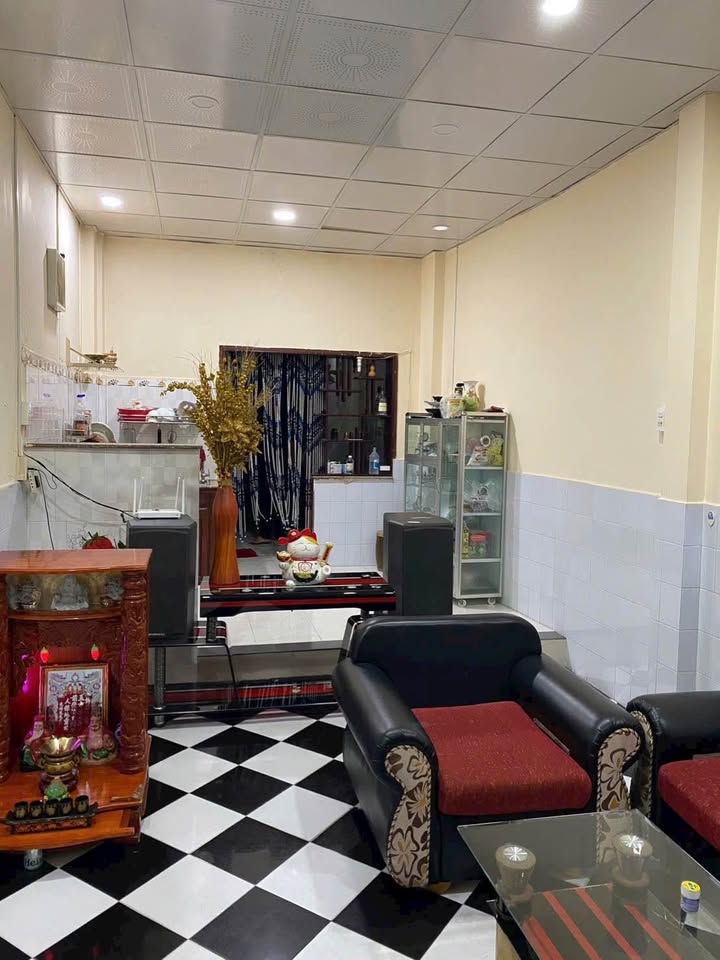 Nhà lầu 53.8m² tại P. Đức Thắng, Phan Thiết - Giá chỉ 1 tỷ, thương lượng ngay!