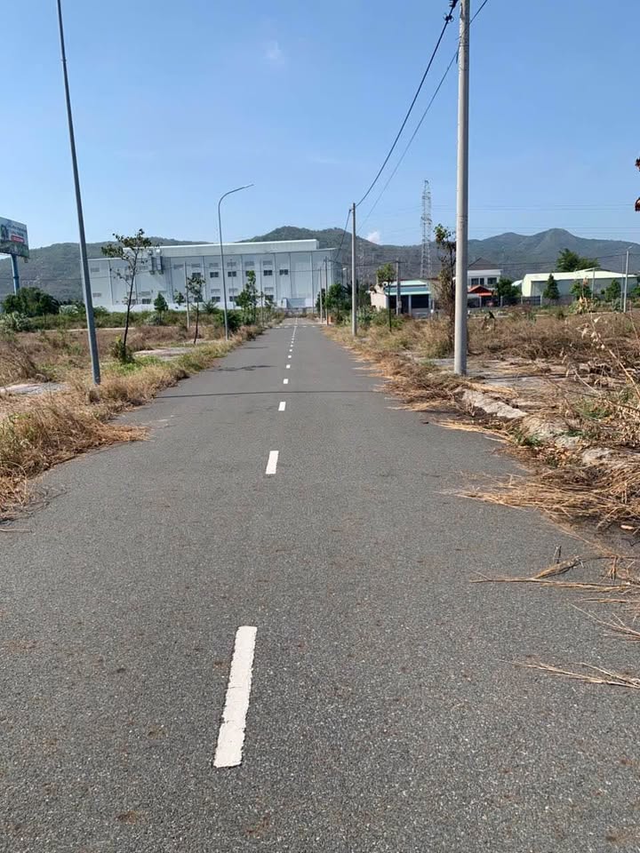 Lô đất 108m² khu dân cư Đồng Nhân, Long Hương, Bà Rịa - Vũng Tàu giá chỉ 1.39 tỷ - Đầu tư sinh lời ngay!