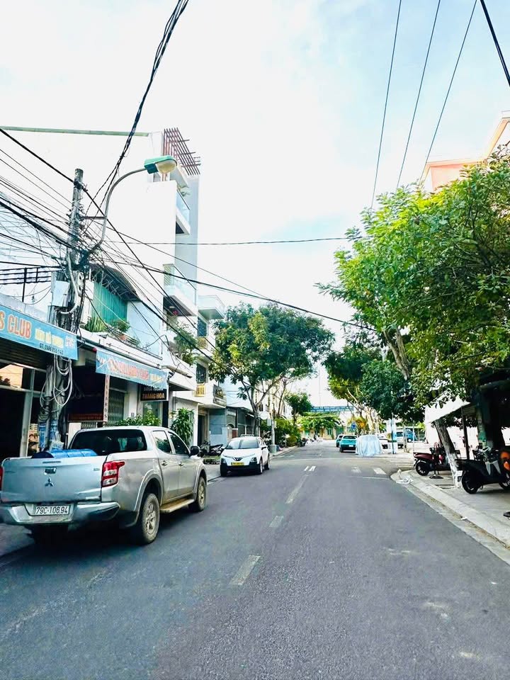Nhà mặt tiền 9m đường Thái Phiên, Bắc Nha Trang 198m² - Đầu tư sinh lời ngay!