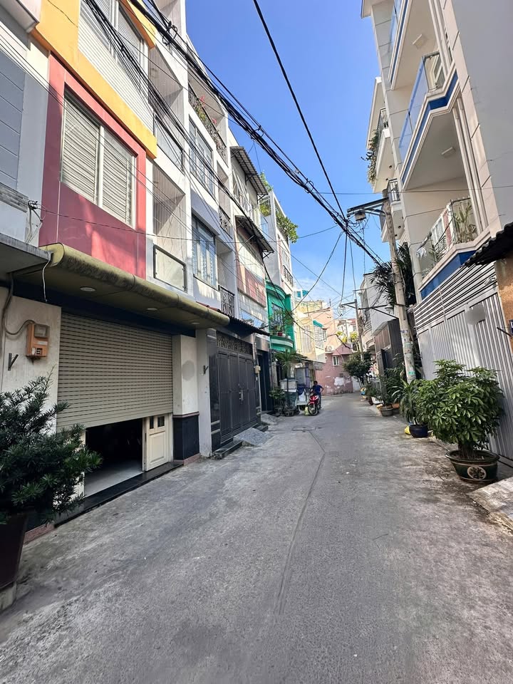 Nhà 2 tầng Lê Văn Sỹ, 80m² giá 6 tỷ - Dọn vào ở ngay!