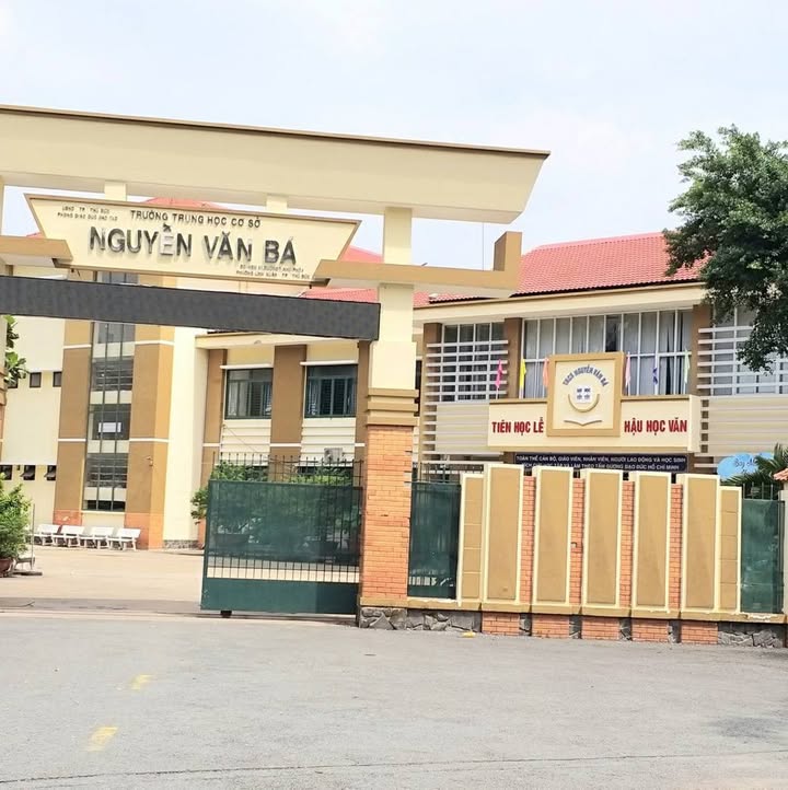 Nhà góc 2 tầng Linh Xuân Thủ Đức 90m² giá 3 tỷ - Đầu tư sinh lời ngay!