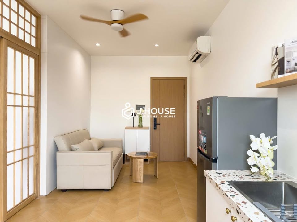 Căn hộ dịch vụ hạng sang quận 2, 40m² giá 24.1 triệu - View thành phố tuyệt đẹp!