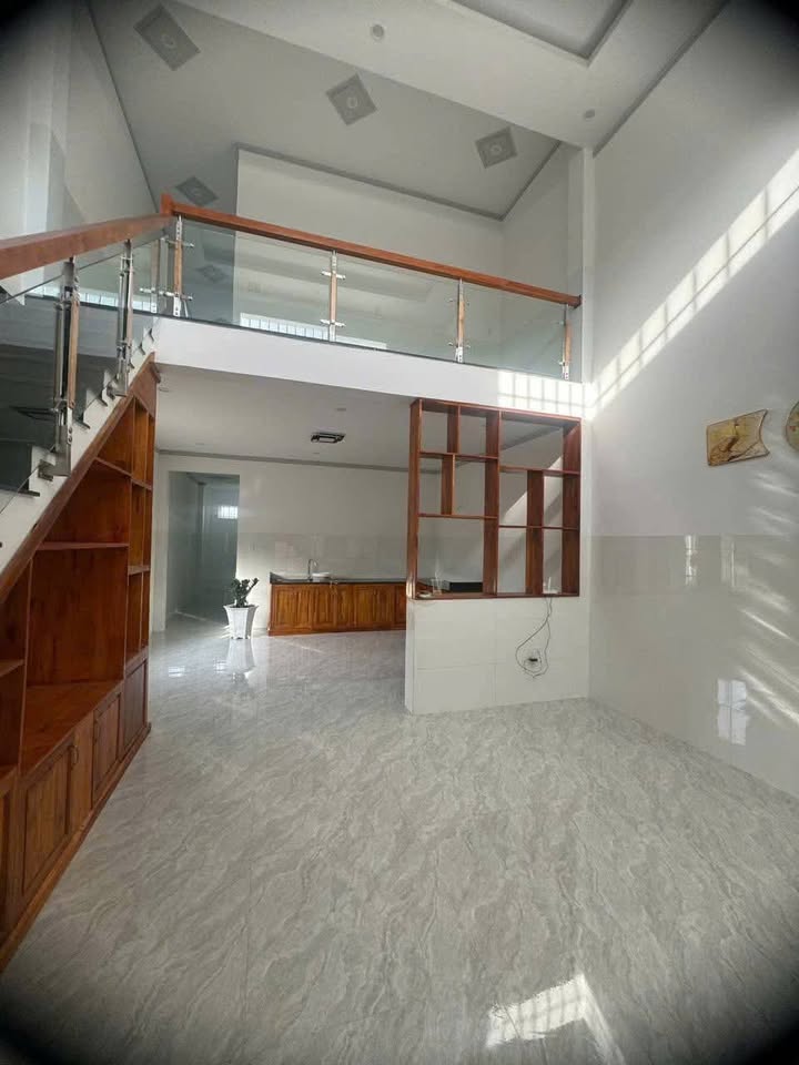 Nhà gác lửng tại ấp 4 Sông Trầu, Trảng Bom 100m² giá 1.65 tỷ - Sổ đỏ chính chủ!
