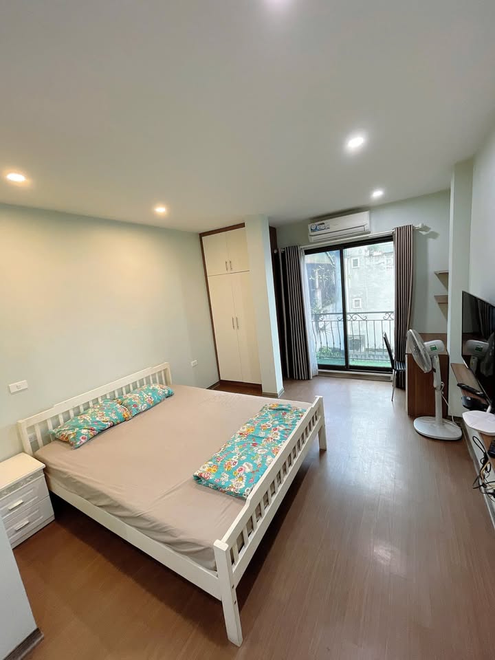 Căn hộ cho thuê ngõ 295 Thụy Khuê, quận Ba Đình - Full nội thất, vào ở ngay!