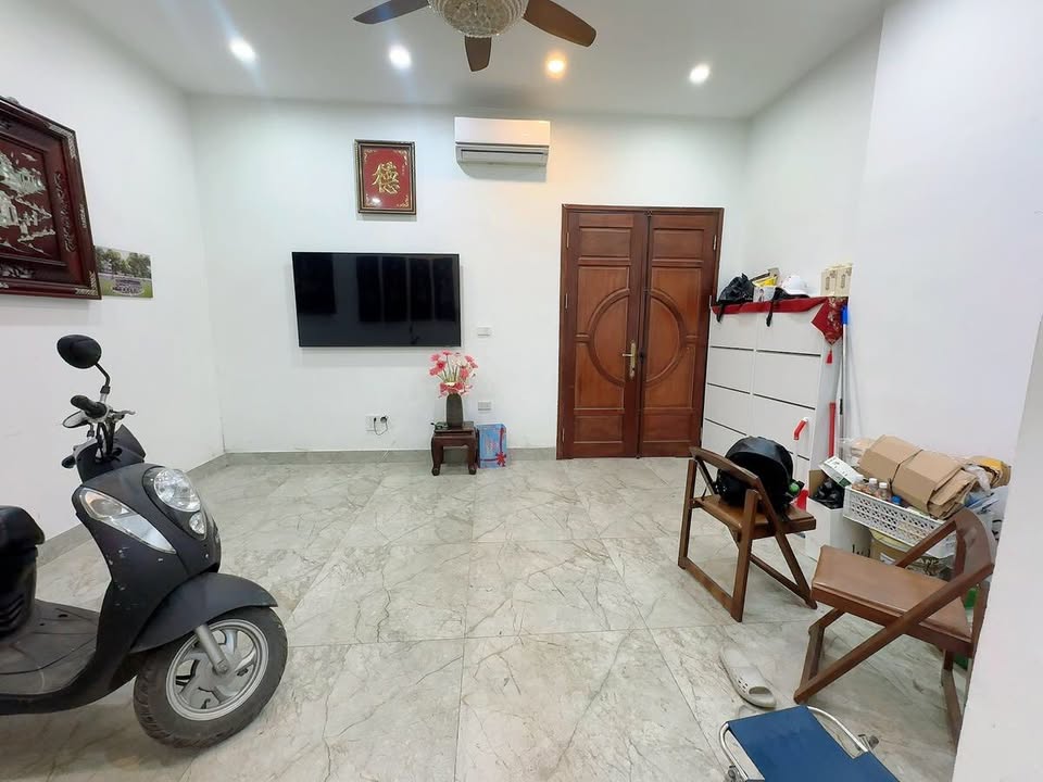 Nhà riêng 5 tầng đường Ngọc Hà, Ba Đình 36m² giá 8 tỷ - Sổ đỏ chính chủ!