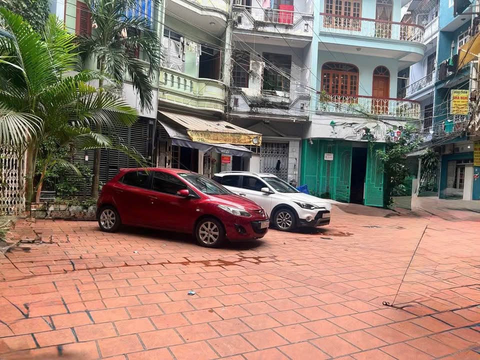 FrontHouse Xã Đàn Đống Đa 48m² giá 19.5 tỷ - Kinh doanh đắc địa!