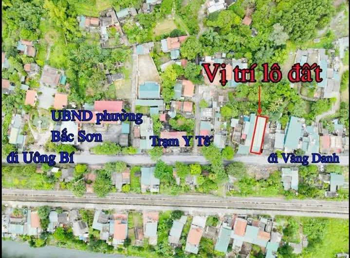 Nhà khu 3 Bắc Sơn, Phường Vàng Danh, Uông Bí 240m² giá 2.3 tỷ - Kinh doanh thuận lợi!