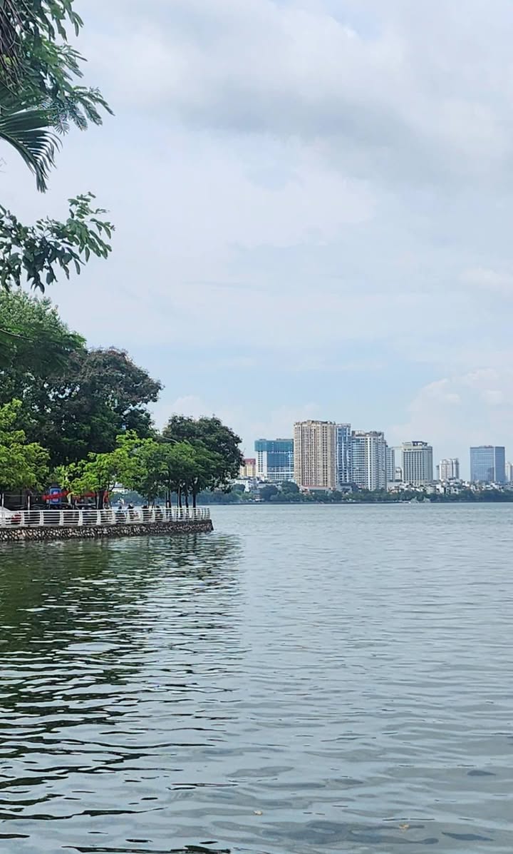 Căn hộ Nhật Chiêu Tây Hồ 112m² giá thỏa thuận - View Hồ Tây tuyệt đẹp!