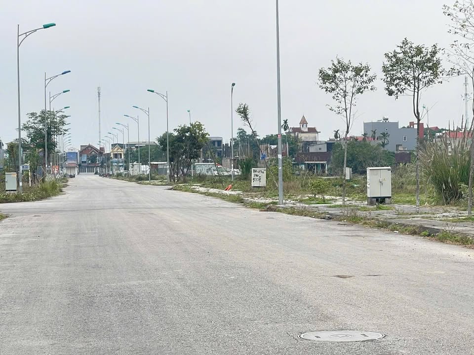 Đất nền Đông Thịnh, Đông Sơn 100m² giá 1.7 tỷ - Tiềm năng kinh doanh lớn!