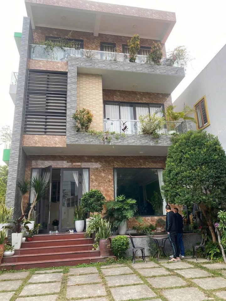 Biệt thự 3 tầng hiện đại Vân Đồn 442m² giá 5 tỷ - Đầu tư sinh lời ngay!