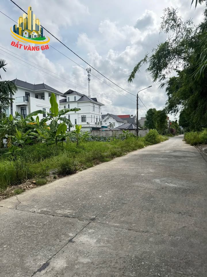 Đất nền Ninh Tiến 210m² giá thỏa thuận - Vị trí đẹp hiếm có