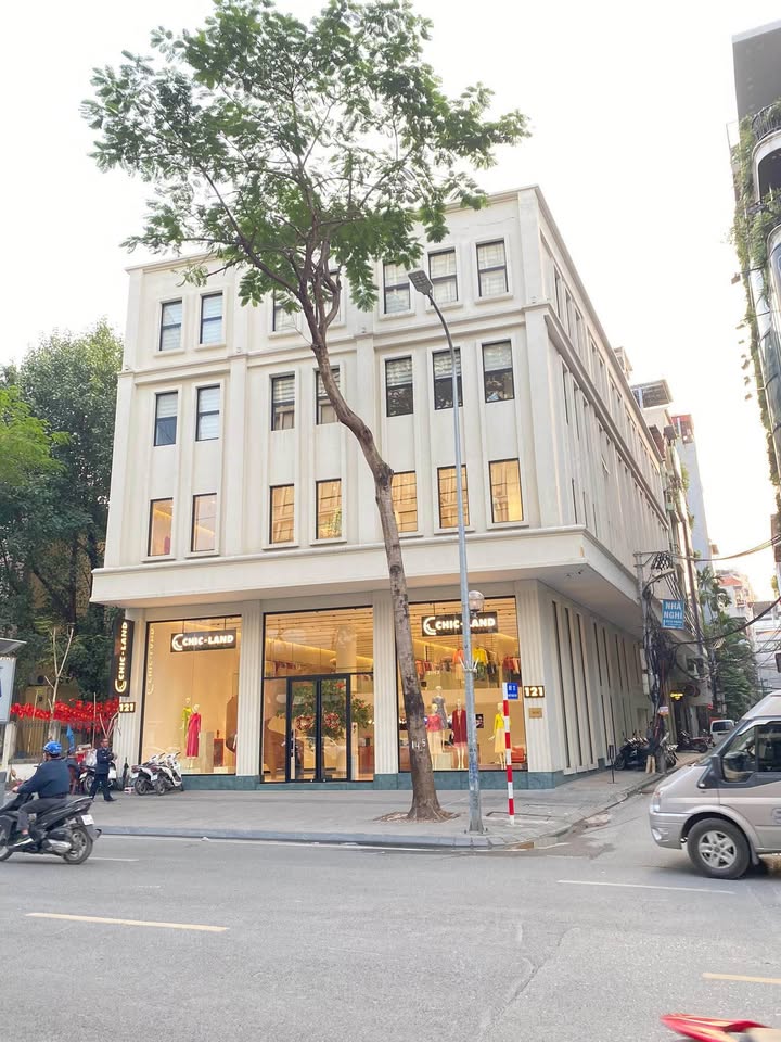 Cho thuê mặt bằng 500m² tại phố Hoàng Ngân - Vị trí đắc địa cho các mô hình kinh doanh