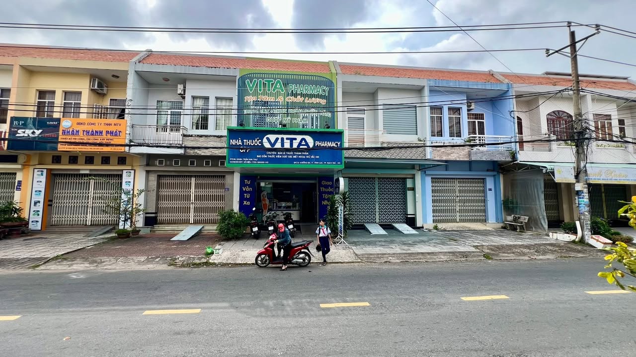 Nhà mặt tiền Đống Đa Rạch Giá 150m² giá 4 tỷ - Kinh doanh tiệm thuốc tây ổn định