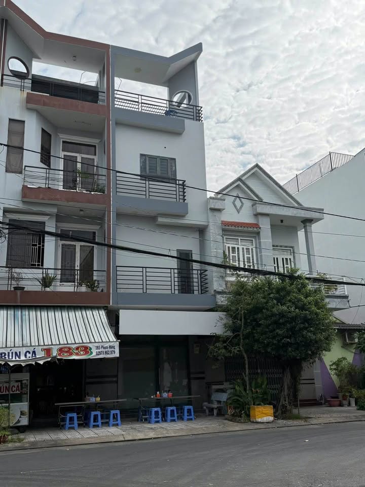 Nhà mặt tiền Phạm Hùng, Rạch Giá 50.4m² giá 3.75 tỷ - Thích hợp kinh doanh ngay!