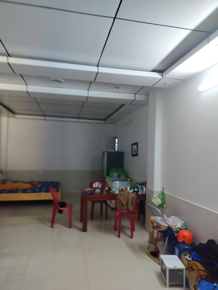 Nhà cho thuê hẻm 163 Hùng Vương, Pleiku - Giá chỉ 4 triệu/tháng
