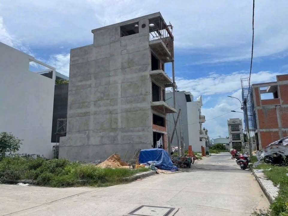 Đất nền Vĩnh Lộc B, Bình Chánh 94m² giá 4.3 tỷ - Vị trí đẹp, xây dựng ngay!