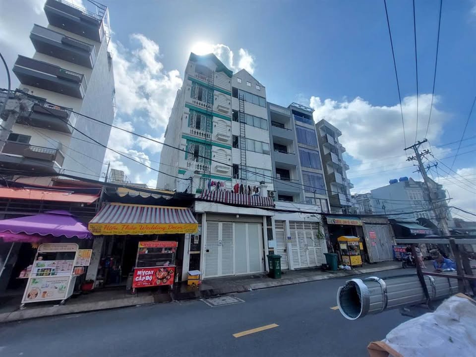 Căn hộ dịch vụ quận 12 500m² giá 15.5 tỷ - Đang cho thuê hấp dẫn!