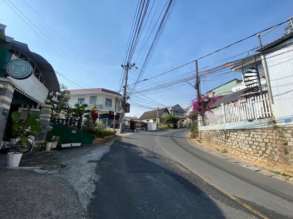 Bán nhà mặt tiền Hà Huy Tập, Đà Lạt 128.25m² giá 9 tỷ - Vị trí đắc địa, đầu tư sinh lời!
