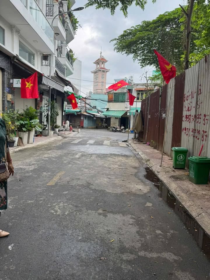 Đất phân lô Lạc Long Quân, Q11 390m² chỉ 32 tỷ - Đầu tư sinh lời ngay!