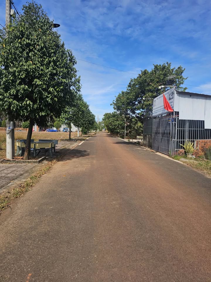 Đất nền Hẻm 422, Phường Tiến Hưng, 186m² - Giá 800 triệu, Đầu tư sinh lời!