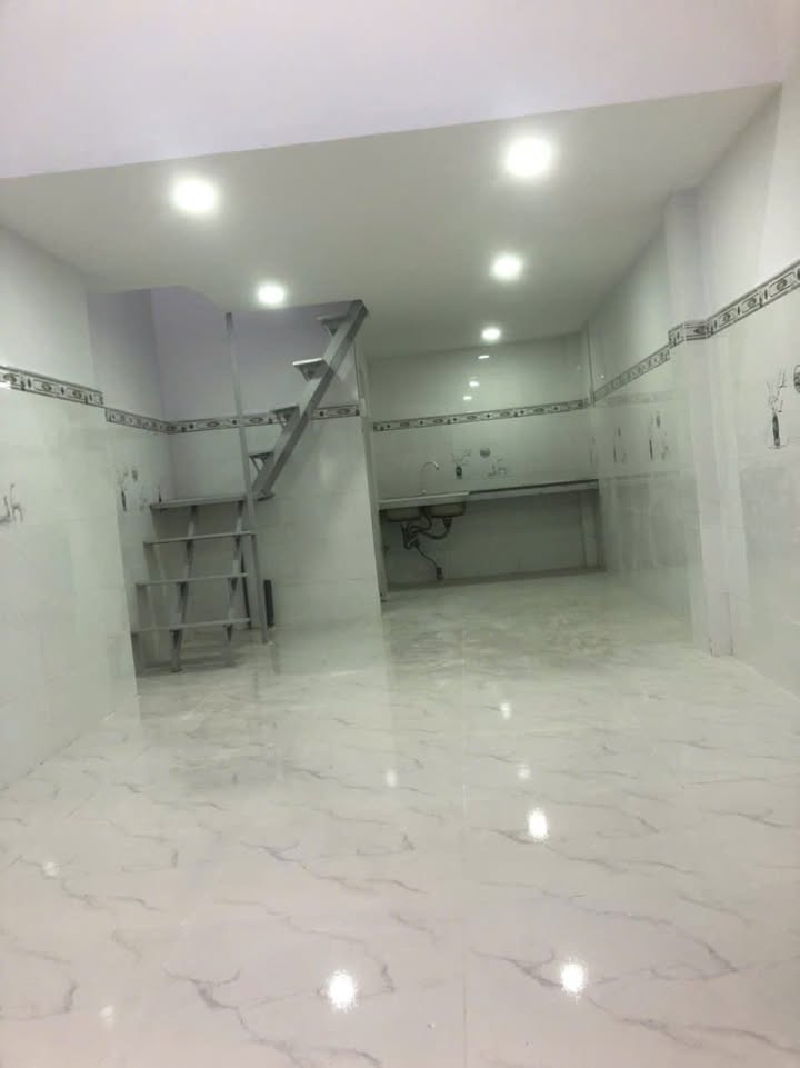 Nhà riêng 27m² tại quận 12, giá 950 triệu - Chính chủ, mới đẹp