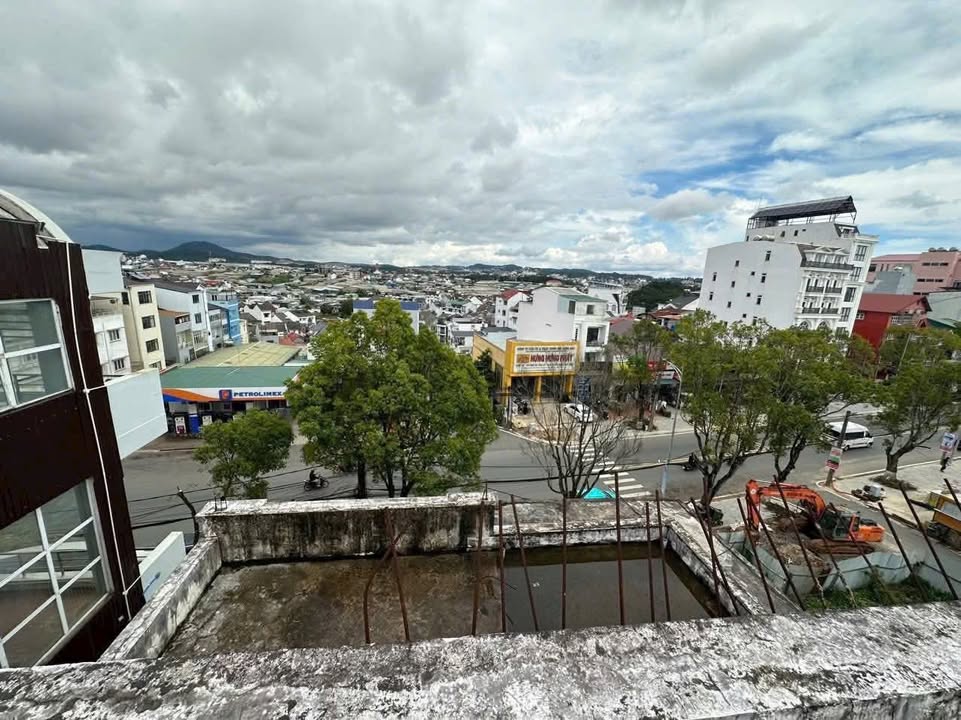 Nhà mặt tiền Phù Đổng Thiên Vương 318m² giá 42 tỷ - Đầu tư sinh lời ngay!