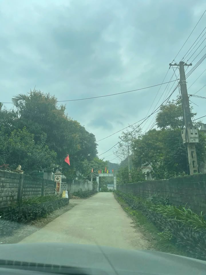 Đất nền 1369m² tại Lương Sơn, Hòa Bình - Giá chỉ 2.6 triệu/m²