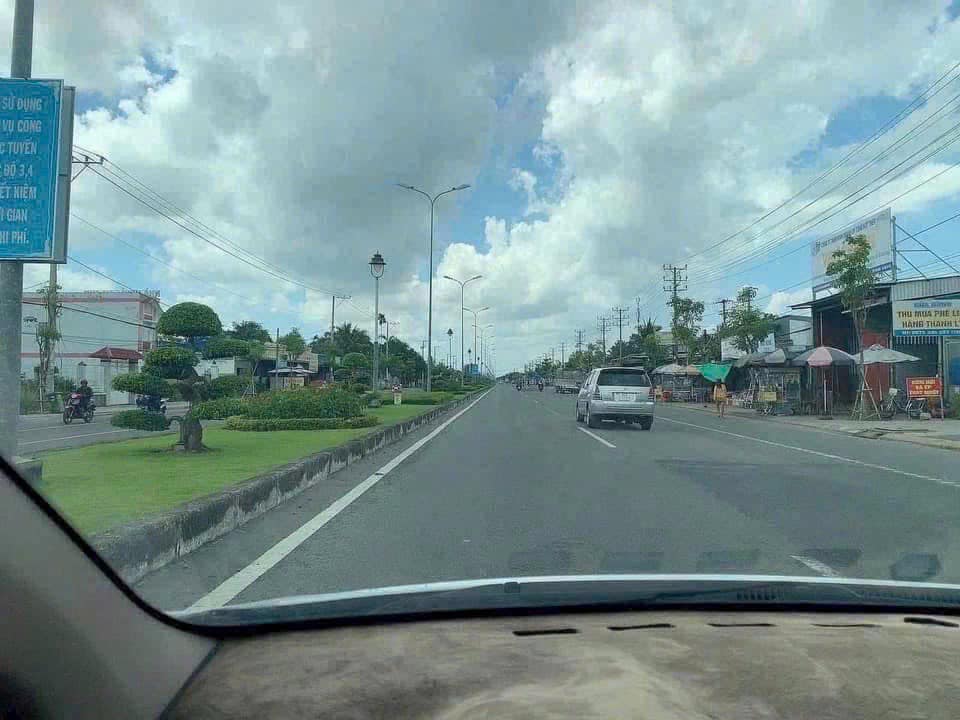 Nhà trệt lầu + 02 căn nhà kho mặt tiền Tôn Đức Thắng 545m² - Đầu tư sinh lời ngay!