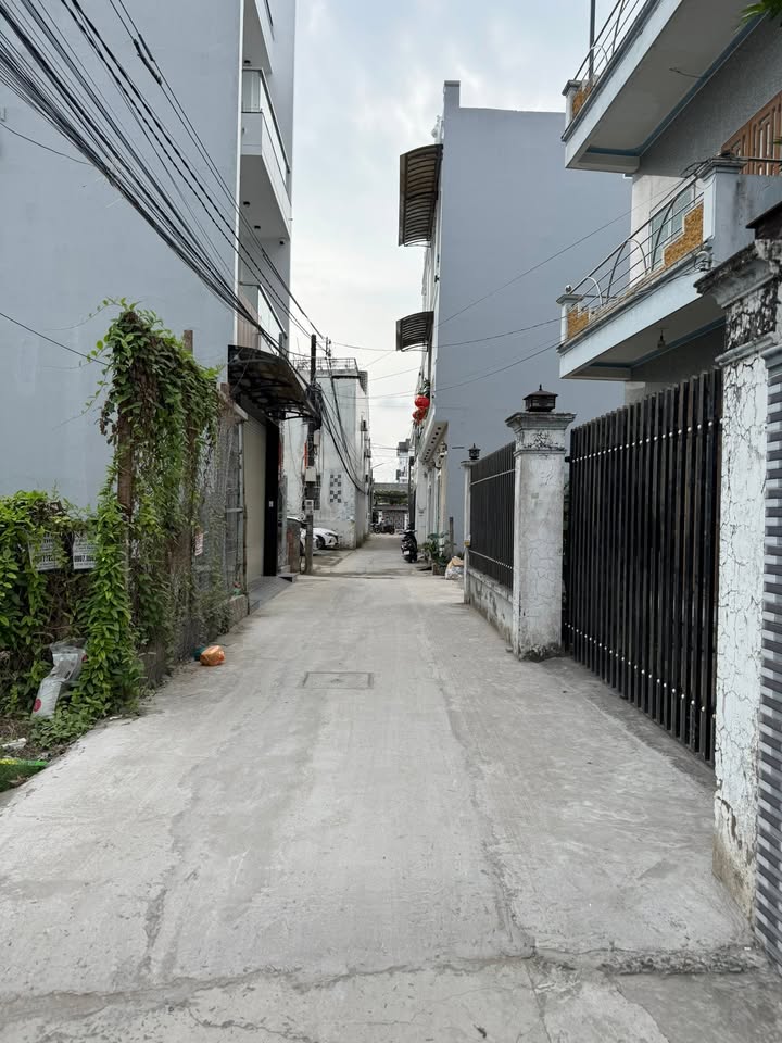 Nhà cấp 4 hẻm 385F Trần Nam Phú, Tân An, 113m² giá 3.49 tỷ - An ninh, thoáng mát!