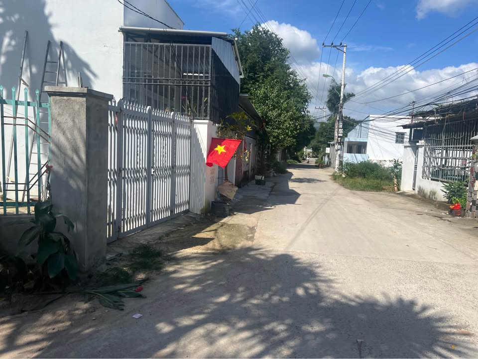 Nhà cấp 4 Phước Đồng Nha Trang 200m² giá 2.28 tỷ - Ô tô vào tận nhà!