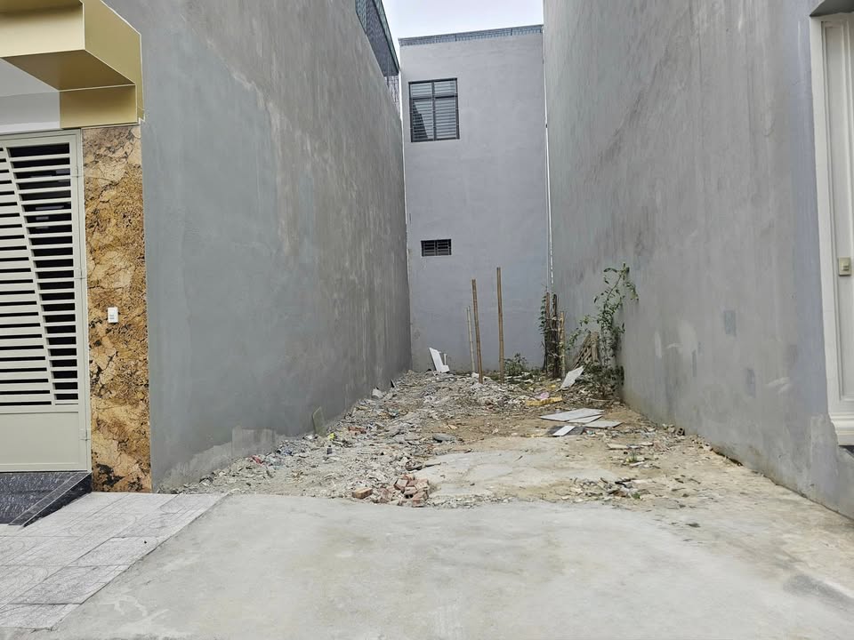 Đất nền Nam Ngạn, TP Thanh Hóa 77.5m² giá 3 tỷ - Sổ đỏ chính chủ, giao dịch ngay!