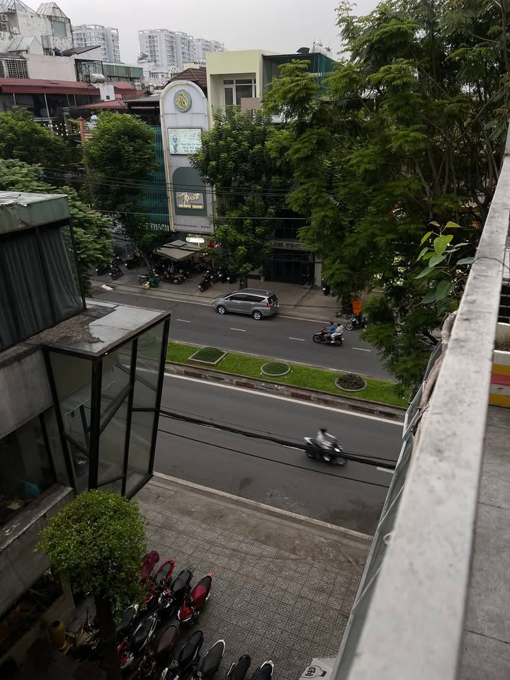 Phòng cho thuê tại Bàu Cát, Tân Bình 20m² giá 4.5 triệu - View cây xanh thoáng mát!