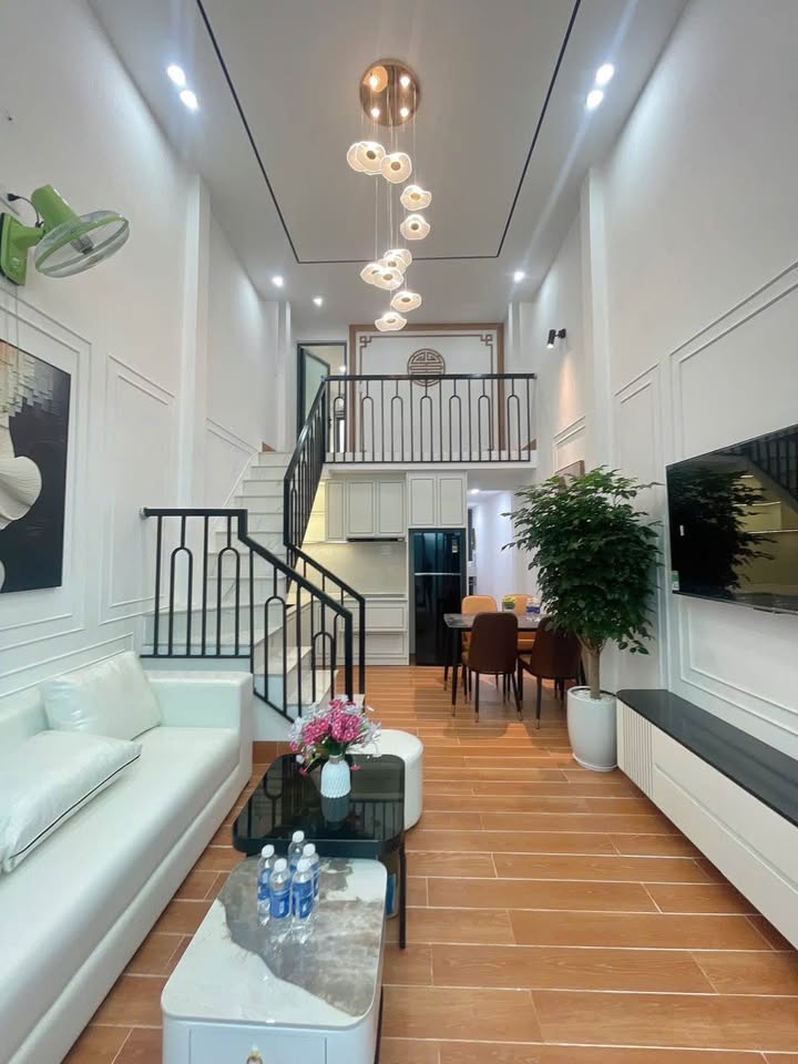 Nhà Gác Lửng Đường Hoàng Diệu, Đà Nẵng 40m² giá 3.7 tỷ - Chính chủ bán gấp!