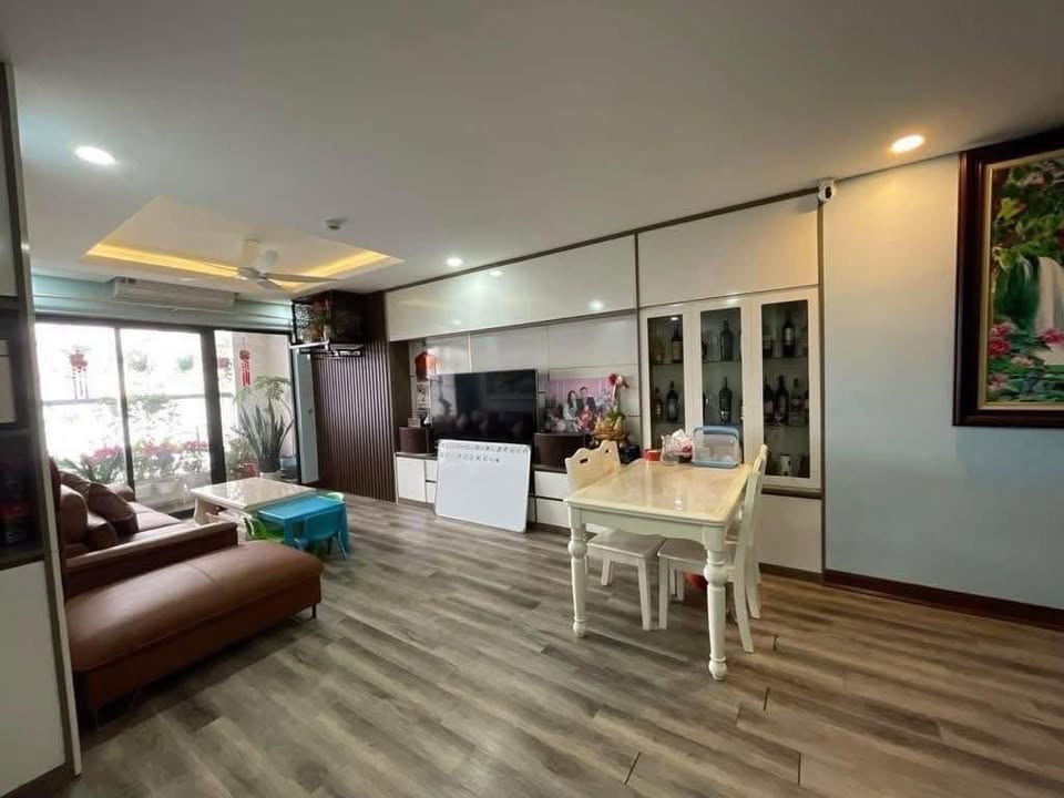 Căn hộ cho thuê Tòa B Vinaconex, Đại Kim, 3PN chỉ 12 triệu - Full nội thất tiện nghi!