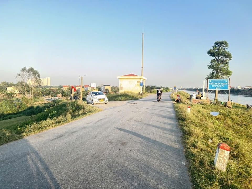 Đất nền Xuân Canh Đông Anh 51m² giá thương lượng - Vị trí đắc địa, phát triển mạnh mẽ!