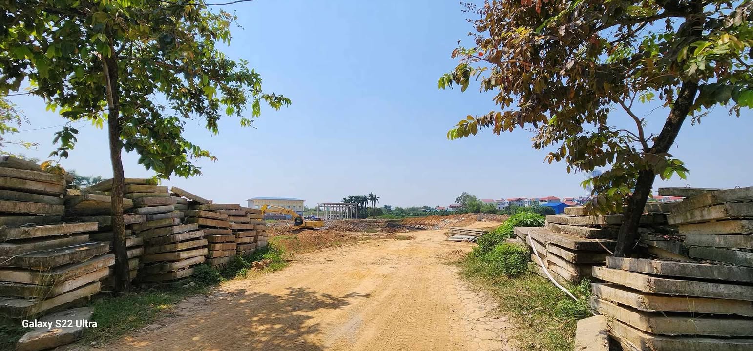 Đất Tàm Xá Đông Anh 180m² giá đầu tư - Sổ đỏ nở hậu, ô tô tránh