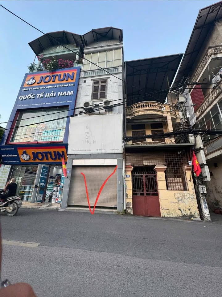 Nhà mặt đường Lâm Du, Bồ Đề 31m² giá 9.5 tỷ - Kinh doanh sầm uất!