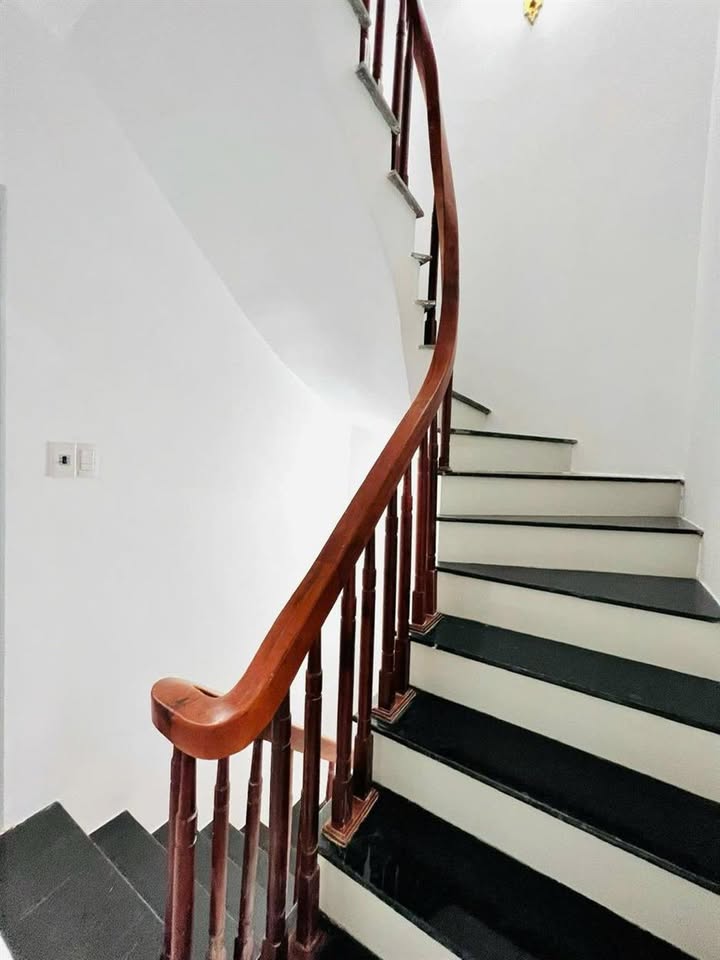 Nhà 4 tầng Trâu Quỳ, Gia Lâm 30m² - Giá đầu tư hiếm có