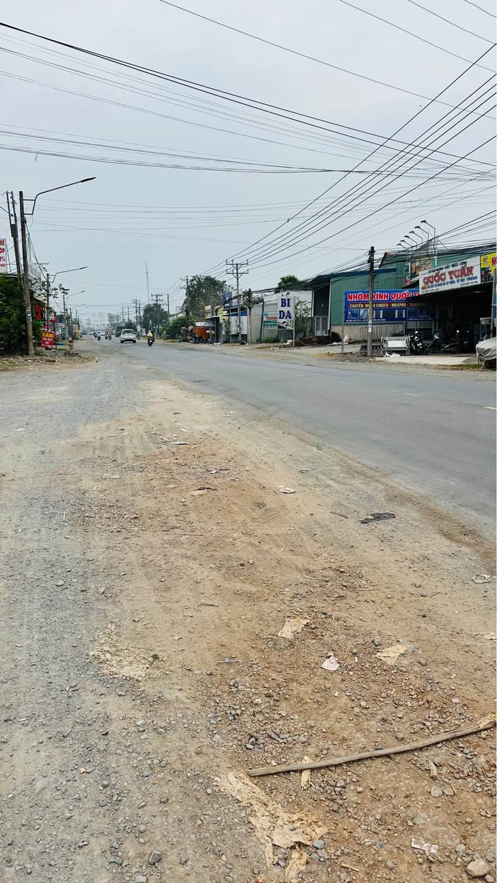 Đất thổ cư Mỹ Phú, Thủ Thừa, Long An 3900m² giá 7 tỷ - Cơ hội đầu tư tuyệt vời!