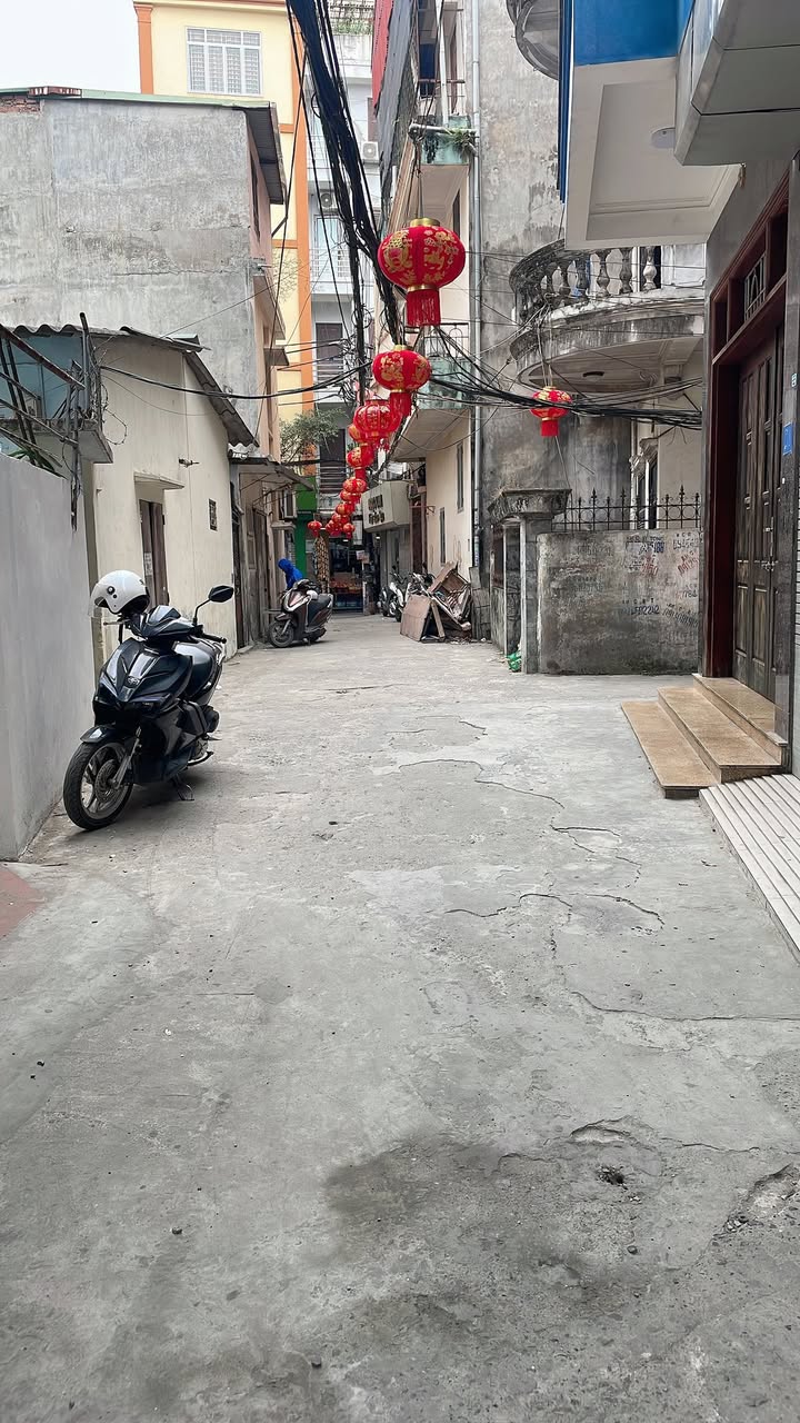 Nhà đẹp Yên Hoà Cầu Giấy 62m² giá 13.8 tỷ - Đầu tư sinh lời ổn định!