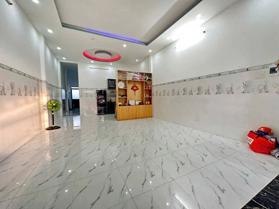 Nhà riêng Xóm Đồng, Thanh Phước, Gò Dầu 125m² giá 1.7 tỷ - Kiến trúc hiện đại, sẵn sàng vào ở!