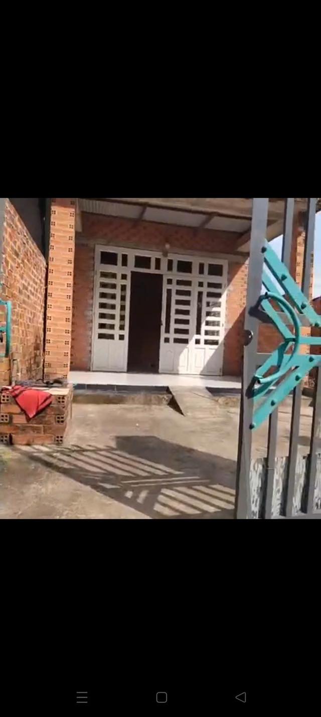 Nhà bán Gò Dầu, Tây Ninh 310m² giá 950 triệu - Đất trống rộng rãi!