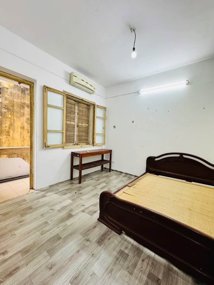 Nhà phố Tân Mai, Hoàng Mai 41.5m² giá 4 tỷ - Chính chủ, ô tô đỗ cửa!