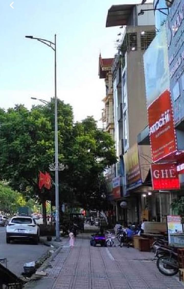 Nhà mặt phố Ngọc Thụy, Long Biên 107m² giá 13.58 tỷ - Kinh doanh đỉnh cao!