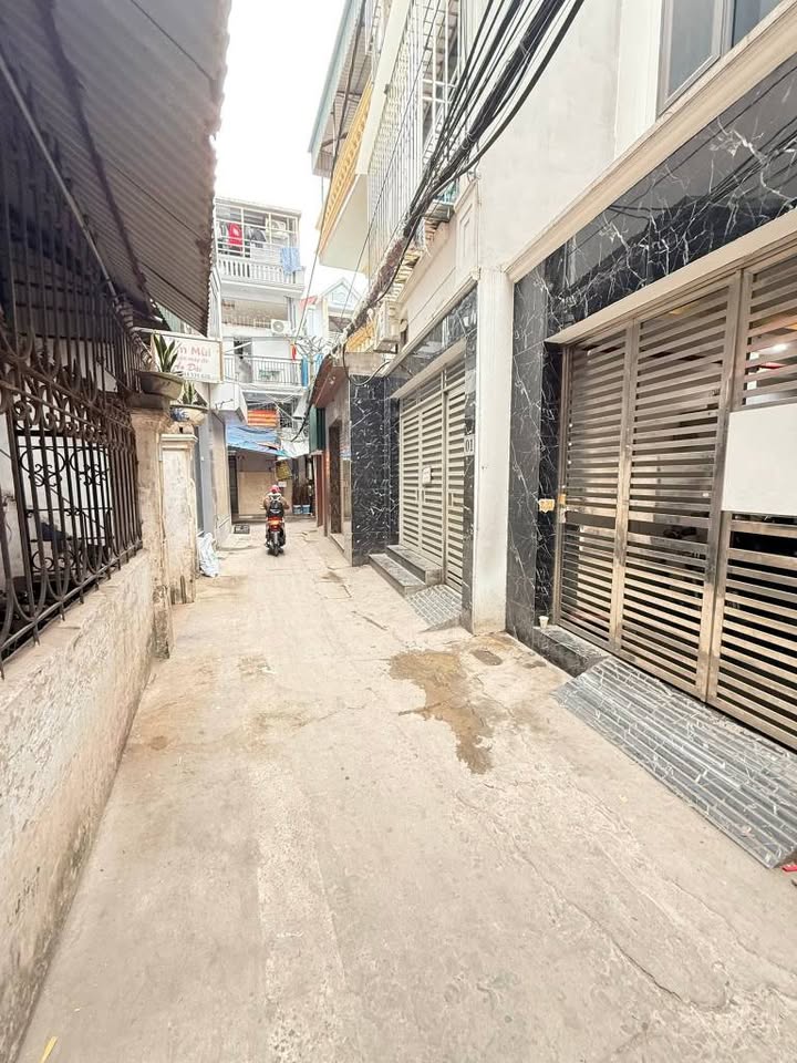 Nhà phố Cổ Nhuế 71m² giá 13.2 tỷ - Căn góc 2 mặt ngõ, cho thuê dễ dàng!