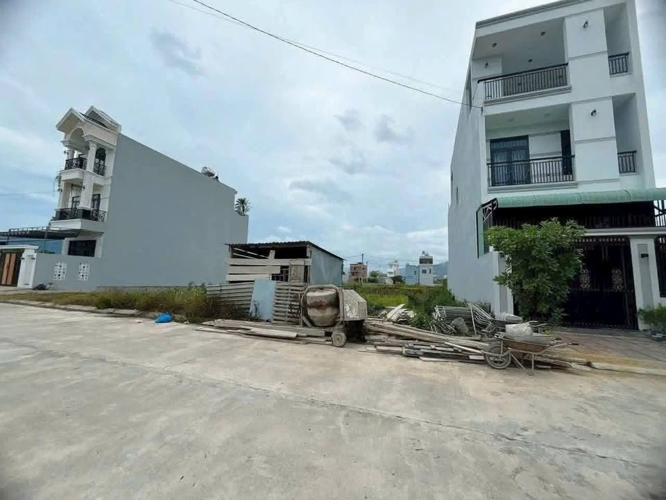 Đất nền Diêu Trì, Tuy Phước 84.5m² giá 1.27 tỷ - Sổ hồng chính chủ!