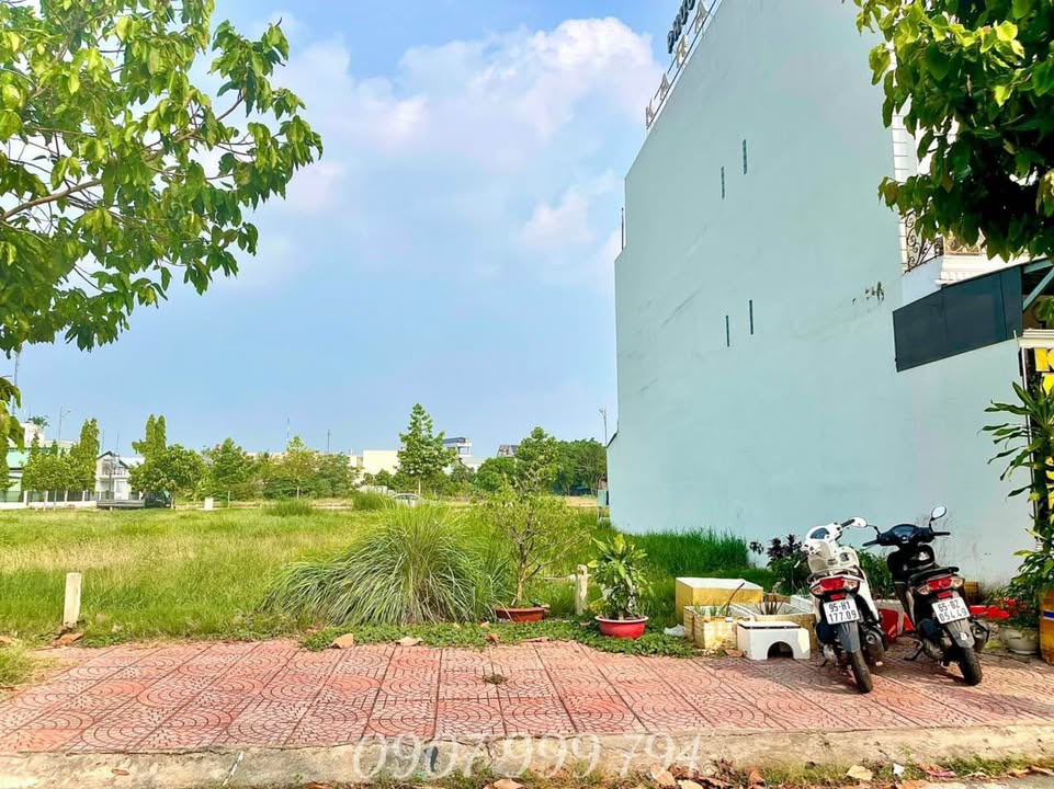 Đất nền KĐT Stella Mega City Cần Thơ 120m² giá 2.5 tỷ - Hướng Đông Nam Tài Lộc