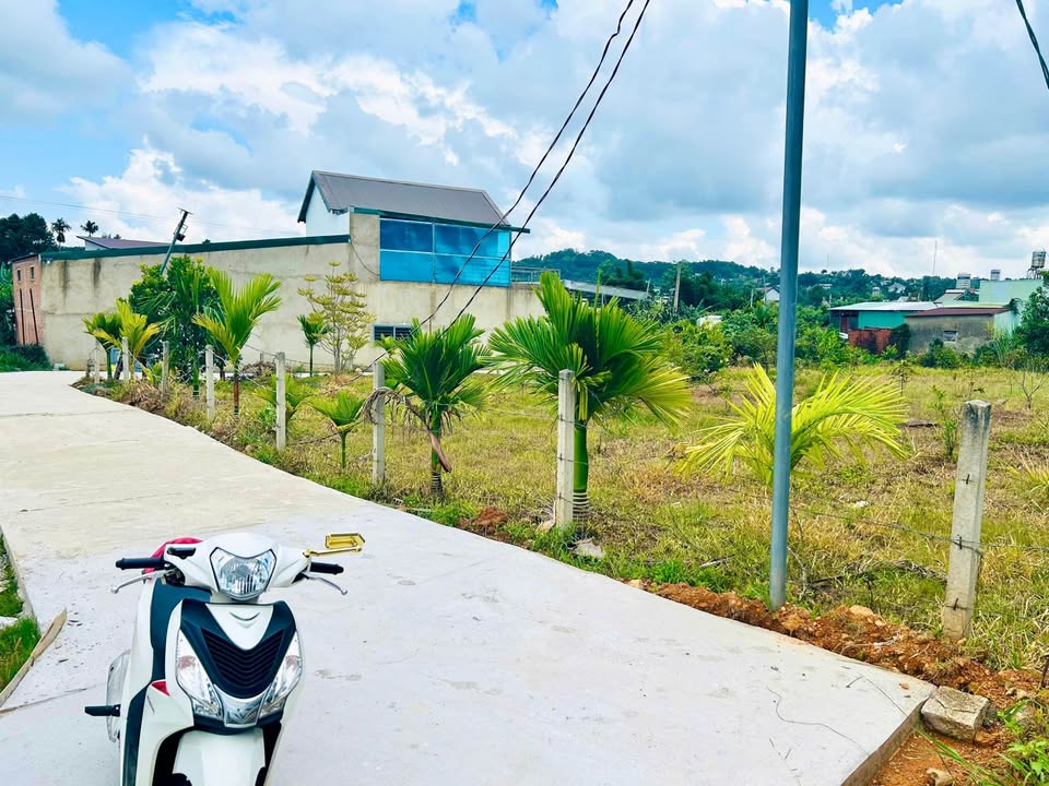 Đất nền Bảo Lộc 609m² giá 2.1 tỷ - Sổ đỏ chính chủ, thương lượng ngay!