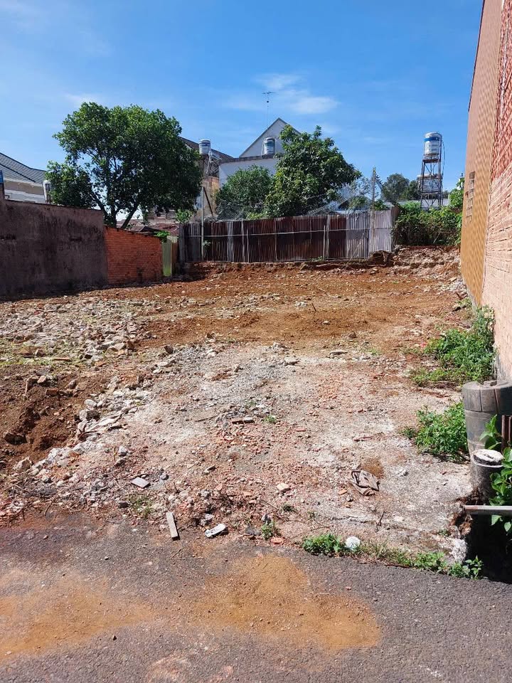 Mảnh đất mặt tiền đường ô tô 7m tại Lộc Tiến 252m² giá 4.05 tỷ - Cơ hội đầu tư tuyệt vời!