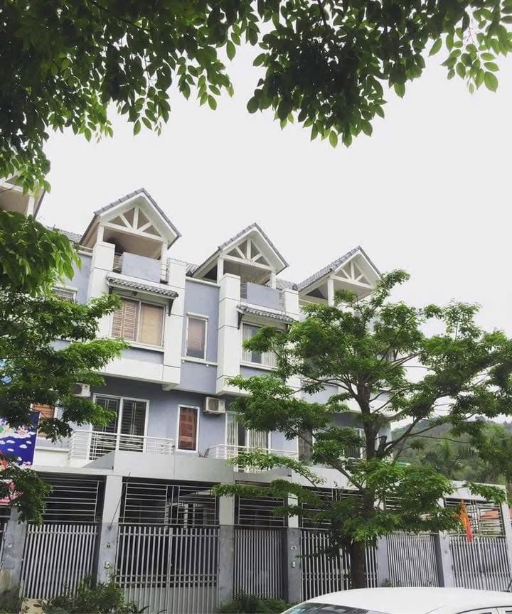 Nhà phố Liền kề San Hô Hùng Thắng 101.5m² giá 9 tỷ - Chính chủ bán ngay!